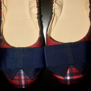 *NWOB* Crown & Ivy “Ilene” red and blue plaid flats with bow